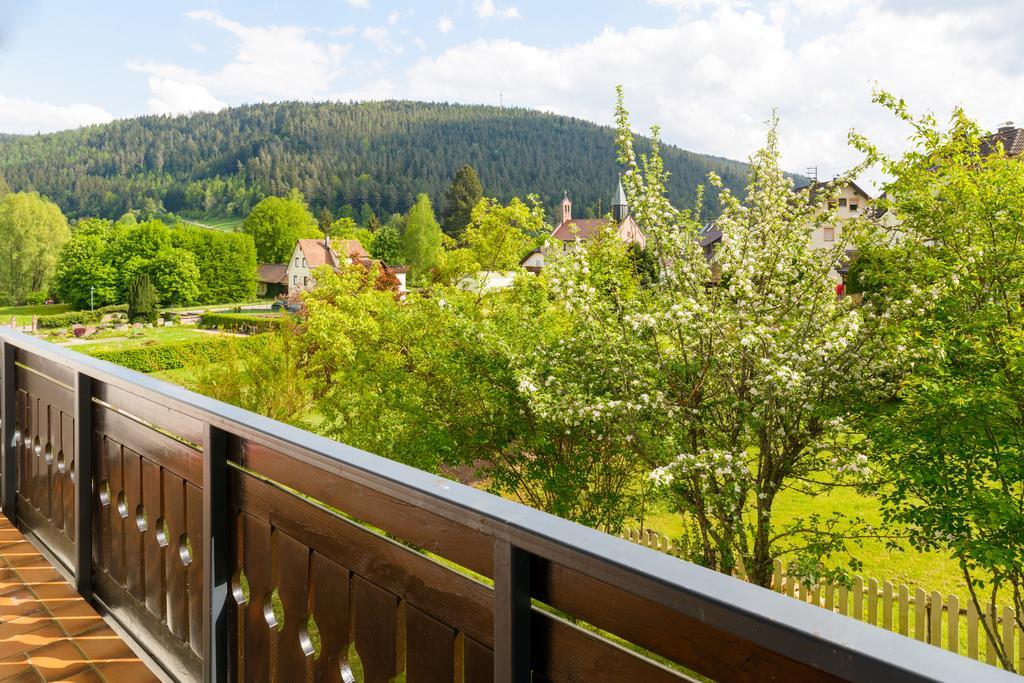 Hotel Schwarzwaldschaefer Enzklösterle Exteriér fotografie