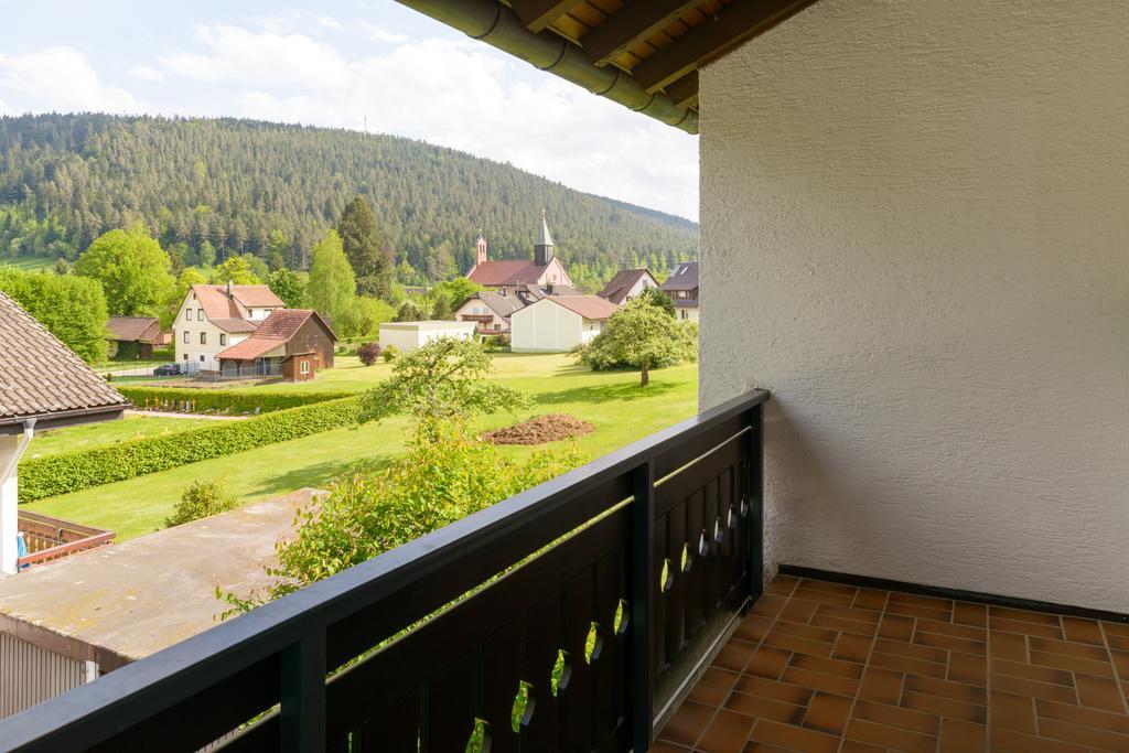 Hotel Schwarzwaldschaefer Enzklösterle Pokoj fotografie